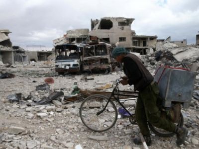 Разрушения в городе Дума (пригород Дамаска Восточная Гута). Фото: Reuters