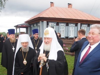 Патриарх Кирилл о дома его деда. Фото: News.myseldon.com