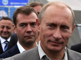Путин и Медведев. Фото: http://static.liga.ne