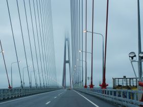 Мост на остров Русский. Фото с сайта PrimaMedia